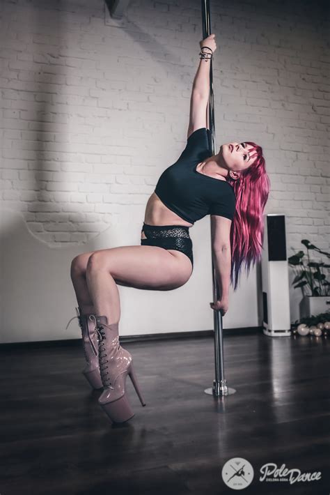 Warsztaty Pole Dance W Czerwcu Pole Dance Zielona G Ra