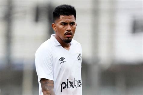 Santos Recusa Proposta Do Futebol Portugu S Por Ivonei