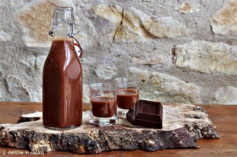 Liquore Al Cioccolato Fondente Senza Lattosio Amiche In Cucina