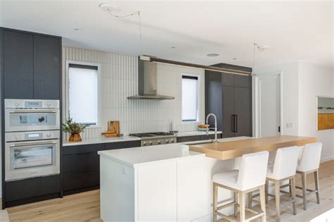 Kitchen With Double Oven Layout Practical Cooking And Style