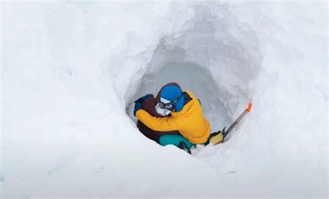 Incredible Avalanche Rescue Story (Buried 4 Meters Deep/22 Minutes)