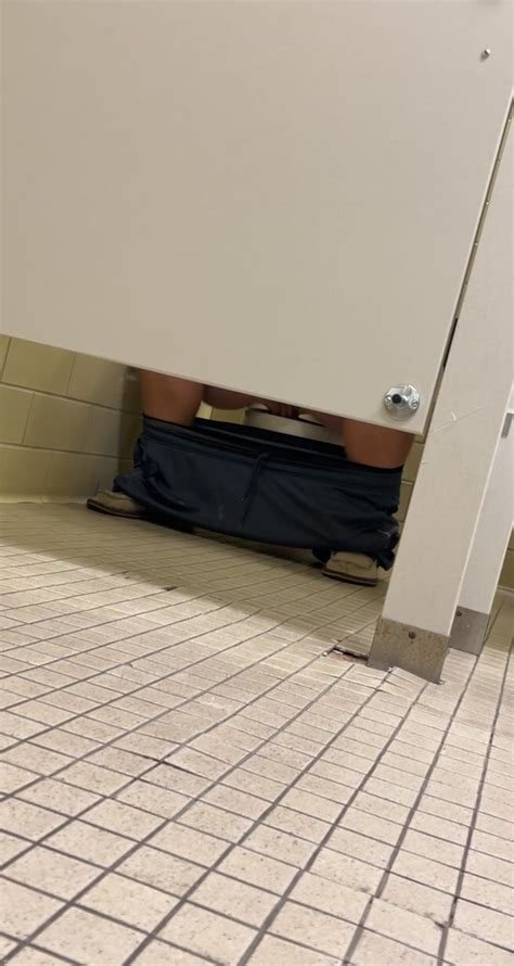 Hot Chubby College Student Has Diarrhea ThisVid