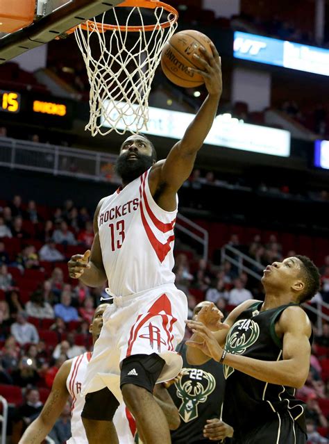 Harden Hits 30 As Rockets Beat Bucks