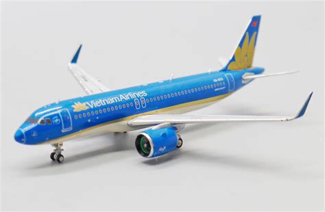 JC Wings XX4493 Airbus A320neo Vietnam Airlines VN A513