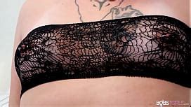 Russian Hot Chicks With Dick Having Fun With Each Other XNXX