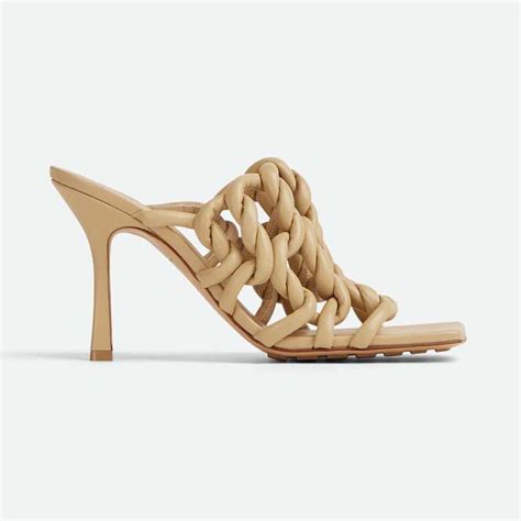 Bottega Veneta Women Stretch Twist Mule Hand Twisted Tubular Leather Beige