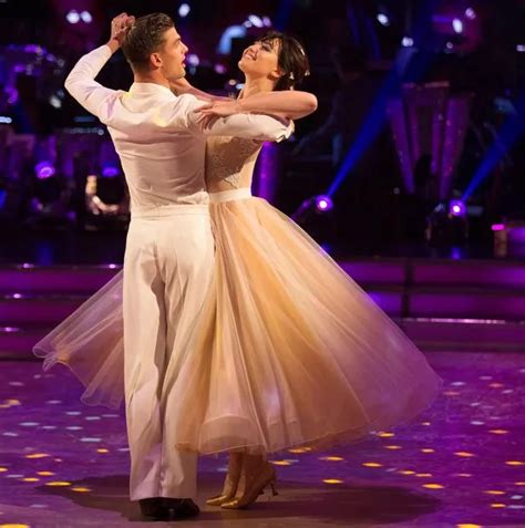 Bikini clad Daisy Lowe doesn t mind being third wheel as she joins Strictly partner Aljaž