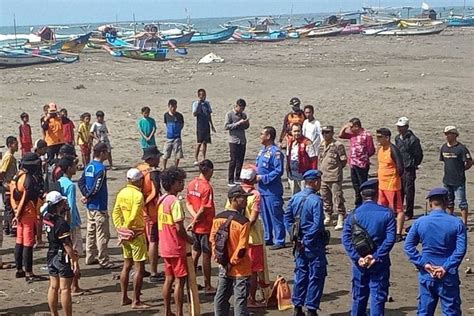 Geger Pelajar Asal Tasikmalaya Terseret Arus Di Pangandaran Tewas