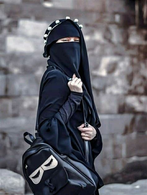 Pin By Besho Hassan On Niqap منتقبات In 2020 Stylish Hijab Muslim