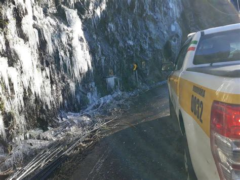 Frio Em Sc Gelo Na Pista Deixa Rodovias Interditadas Aulas S O