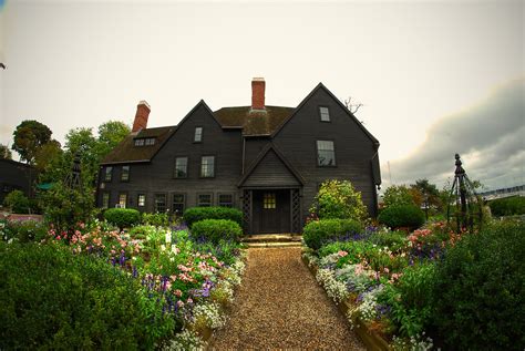 House Of The Seven Gables Salem Ma House Salem Landscap Flickr