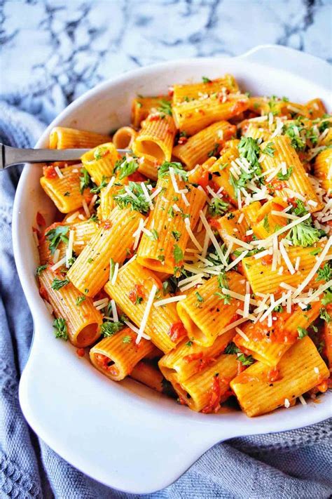 Instant Pot Rigatoni With Jar Sauce Is A Quick And Easy Dinner This