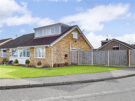 3 Bed Semi Detached Bungalow For Sale In Thoresby Crescent Draycott