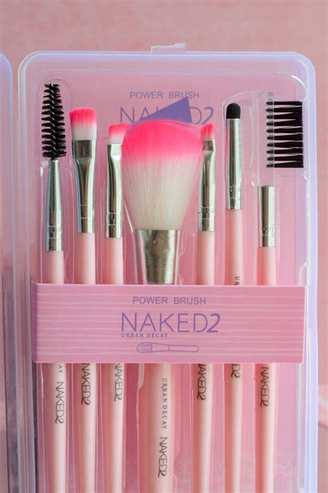 Set De Brochas Naked Rosadas X 7 Piezas Estuche Plastico Valmar