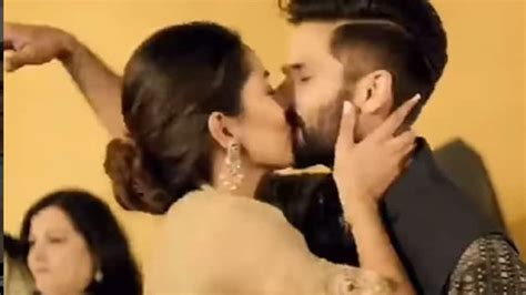 Shahid Kapoor And Wife Mira Rajput Steal A Passionate Kiss Video From