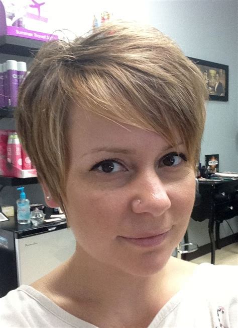 A Step By Step Guide To Growing Out A Pixie Cut