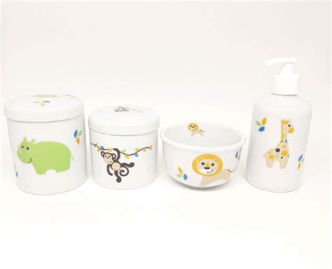 Kit Higiene Bebê Porcelana Safari 4 peças Elo7