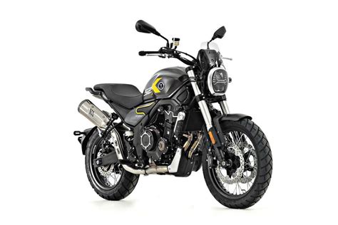 Voge 525 Acx La Neo Retro Scrambler China Más Equipada Motosan