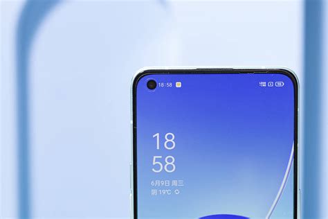 毕业季换新机满足你的颜值控 Oppo Reno6手机图赏 搜狐大视野 搜狐新闻