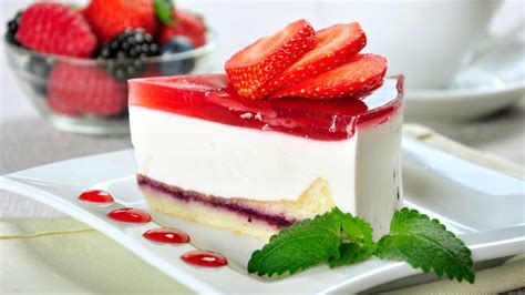 Receta de Tarta de queso con fresas light fácil de preparar