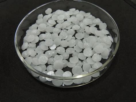 Caustic Pellets Sodium Hydroxide Pellets Lr Grade Manufacturer From