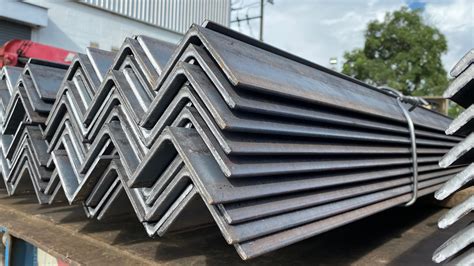 Unequal Ss Angle Bar Aisi Stainless Steel Corrugated Sheet