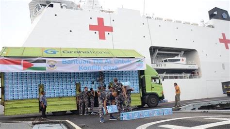 Tni Al Berangkatkan Bantuan Kemanusiaan Berupa Produk Lokal Indonesia