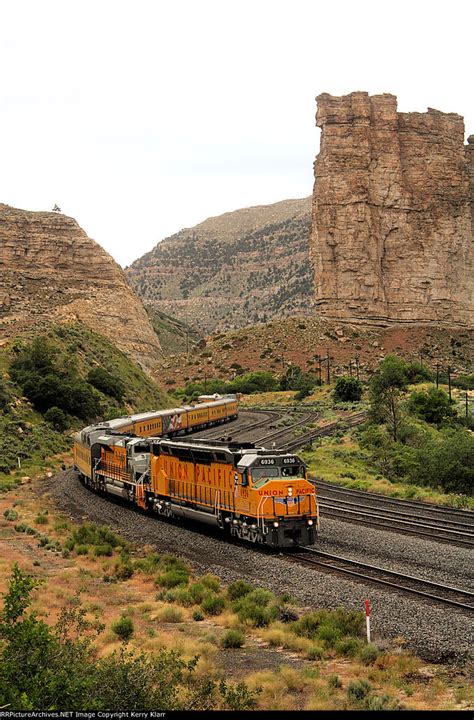 UP "Giant of the West" - EMD DDA40X Centennial, UP 6936 - myLargescale ...