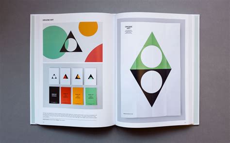 Geometric Graphics Feature Ascend Ascend Studio