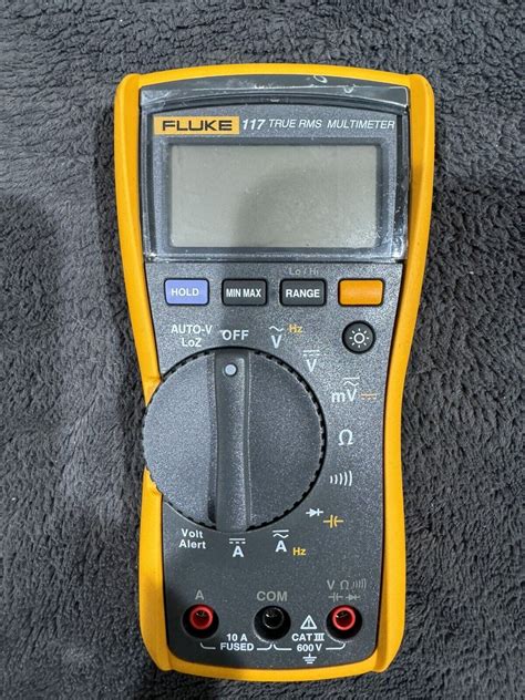 Mint Fluke 117 True Rms Multimeter No Contact Voltage Ebay