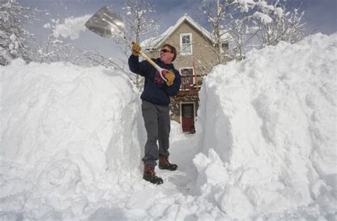 Snow Shoveling - 1Funny.com