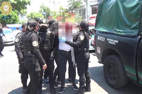 SSC detuvo a 4 personas en Iztapalapa por posesión de armas y drogas