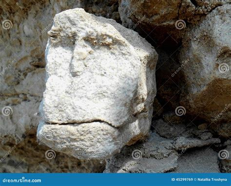 Cara De Piedra En Las Rocas Imagen De Archivo Imagen De Crimea Cara