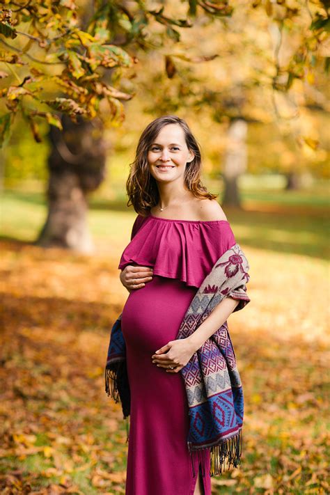 Autumn Pregnancy Shoot In Kensington Hyde Park Margarita Karenko