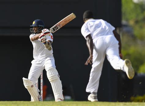 Dinesh Chandimal included in Sri Lanka's squad for South Africa Test series