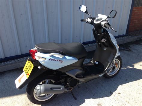 Yamaha Neos Cc Moped Yn Scooter