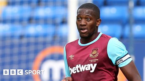 Doneil Henry Blackburn Rovers Sign West Ham United Defender BBC Sport