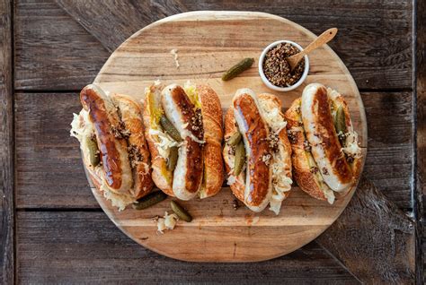 Bratwurst – Bays Family Beef