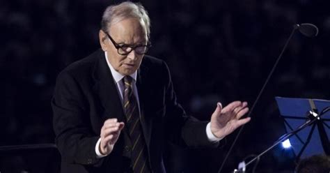 Addio a Ennio Morricone è morto nella notte il compositore delle