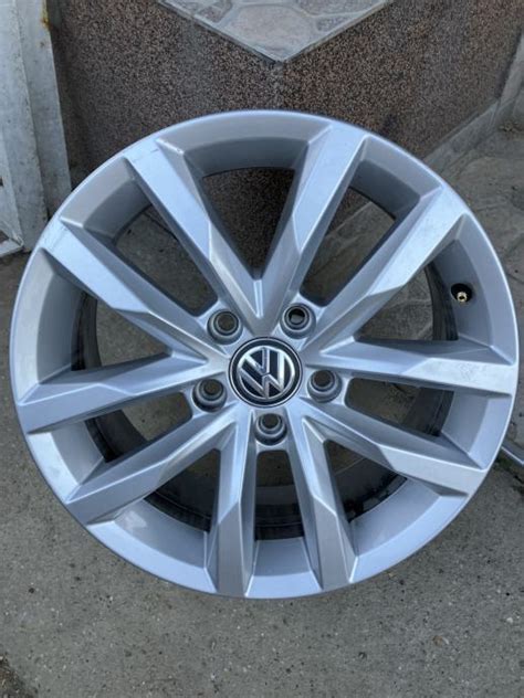 Alu Felge Vw Cola Rupe X Orginal Vw Novi Model Kao Nove