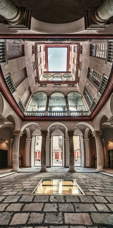 Toma Panor Micas Verticales Para Revelar La Belleza De La Arquitectura