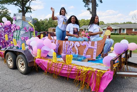 Freeburg Homecoming Parade 2024 - Anica Brandie