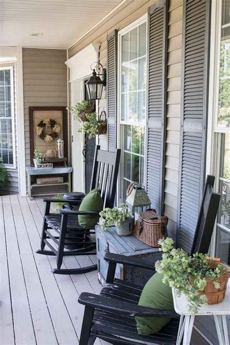 29+ BEAUTIFUL FRONT PORCH DECORATING IDEAS 11 - inspiredetail.com