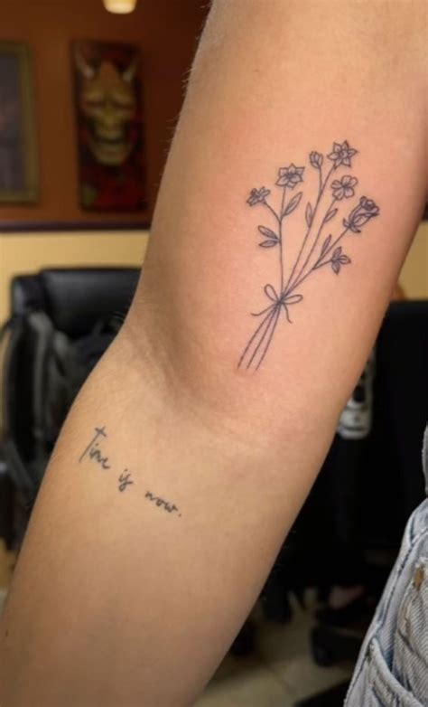 30 Beautiful Flower Tattoo Ideas Flower Meaningful Tattoos On Arm