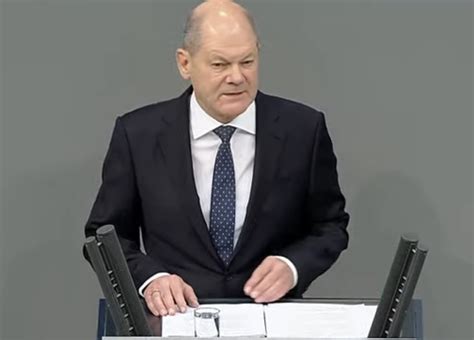 Scholz Erklärung und Bundestagsdebatte Als der Kanzler Regierung