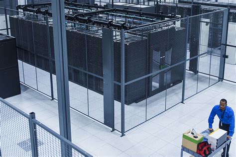 Cages Ascenty Data Centers