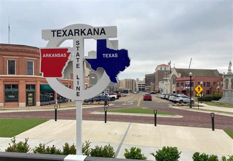 In Two State Texarkana A Widening Divide In Health Care Access Texas