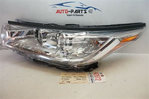 3 Broken Tab 2017 2018 2019 Toyota Highlander Left Halogen Headlight