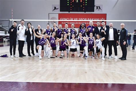 Zeren Spor Elazığda puan kaybetmedi Voleybol Aktuel