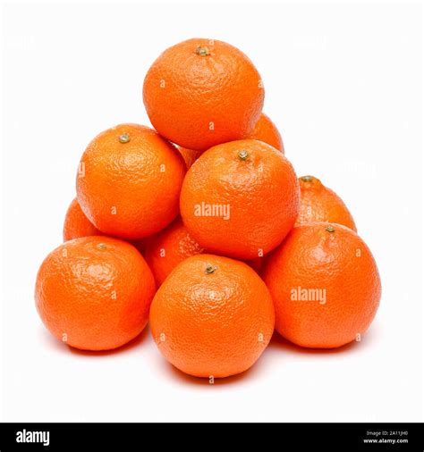 Oranges Pile Hi Res Stock Photography And Images Alamy